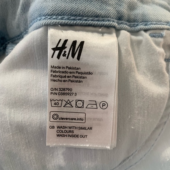 Shorts - Picture 8 of 8